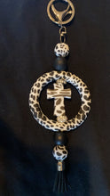 Load image into Gallery viewer, Beautiful Keychains